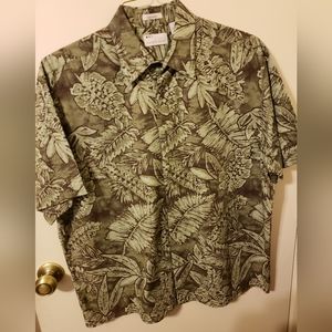 Vintage Natural Issue Hawaiian Shirt Size Medium.